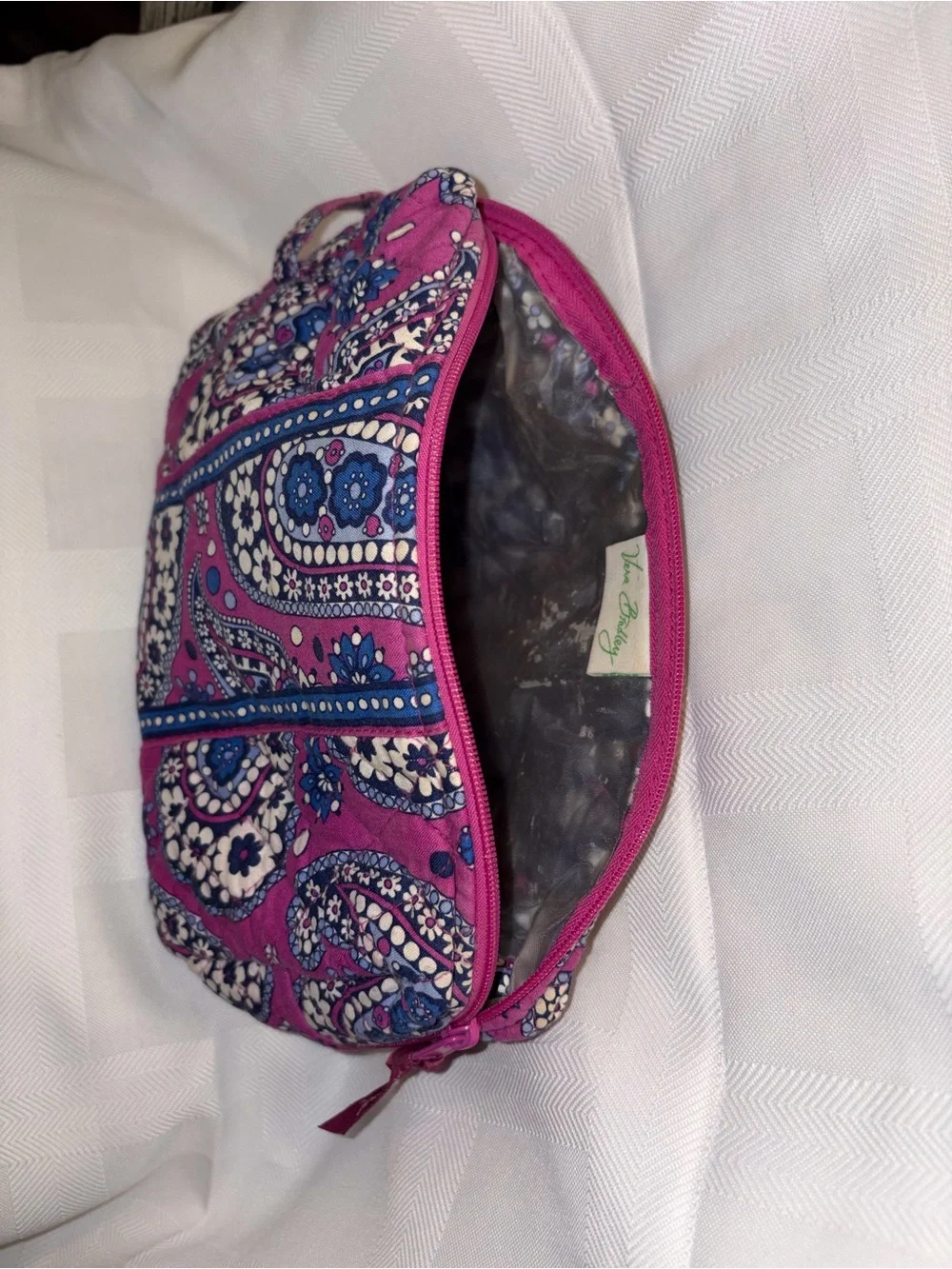 Vera Bradley retired Paisley Quilted Cosmetic Pouch - Pink